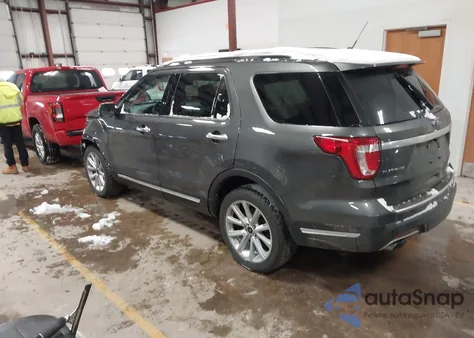 2019 Ford Explorer Platinum z USA, uszkodzony, nr VIN 1FM5K8HT7KGA21771